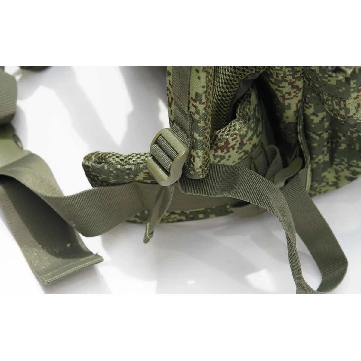 Tactical Russian/Soviet army raid backpack 6B38, combat gear Ratnik, EMR Flora camo. Volume 60L.