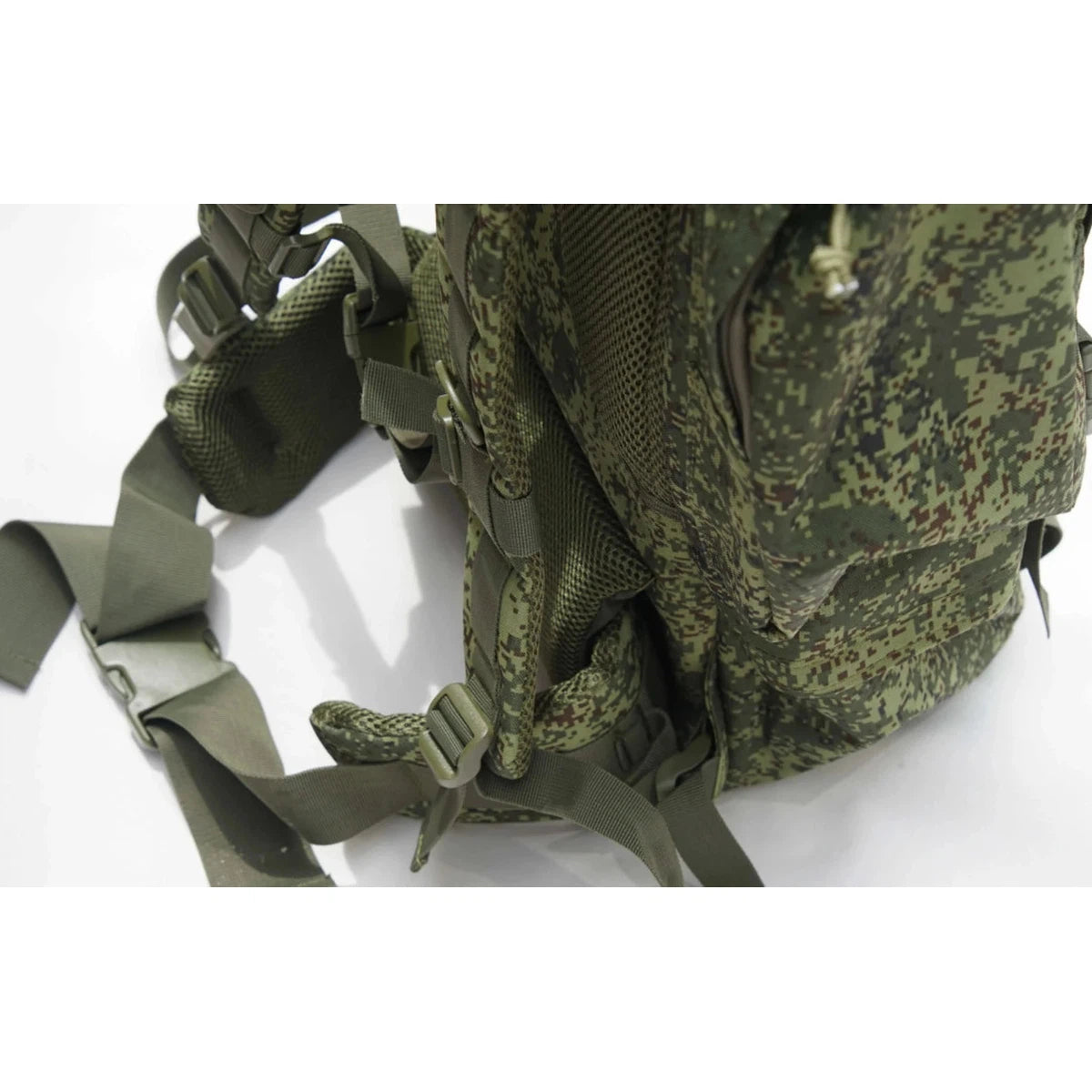 Tactical Russian/Soviet army raid backpack 6B38, combat gear Ratnik, EMR Flora camo. Volume 60L.