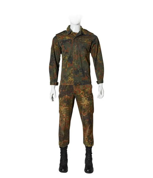 Bundeswehr suit, German summer uniform, in flecktarn camouflage, early 2000s.